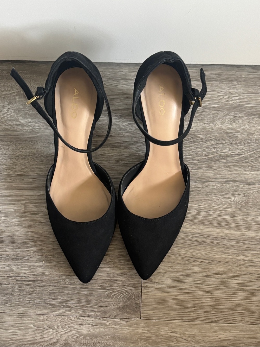 Aldo Black Pointed Toe Ankle-Strap Block Heels - Picture 5 of 8